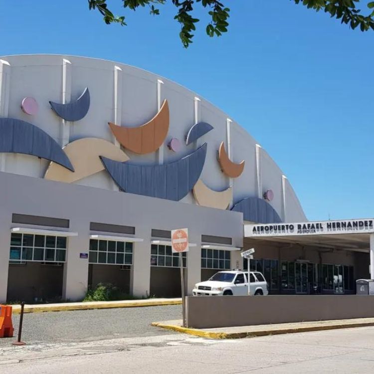 Eugenio Maria de Hostos Airport